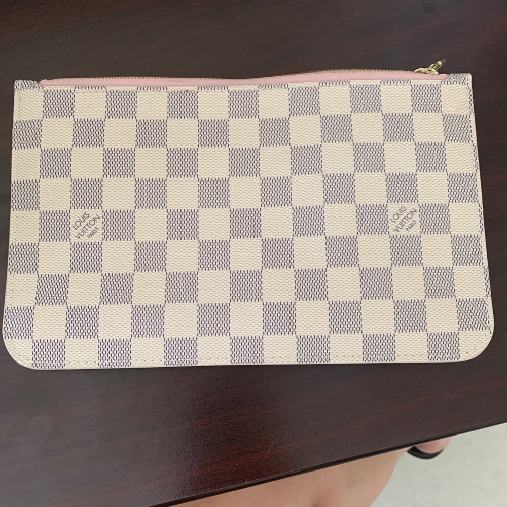 Louis Vuitton wristlet/ clutch damier azur